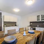 Krenov 62 Guest house 3*
