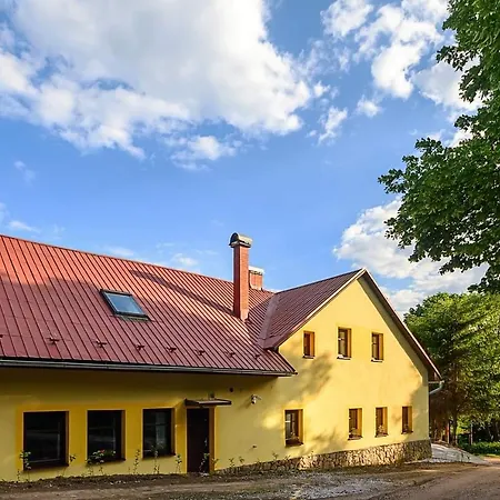 Krenov 62 Pensjonat Bernsdorf