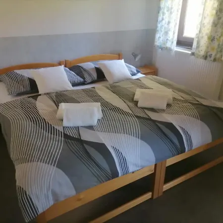 Krenov 62 Pensjonat 3*